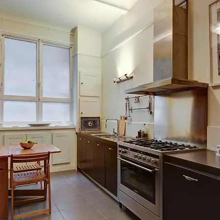 The Seine & Pont De L'alma - 2br With Balcony - Cityapartmentstay Appartamento