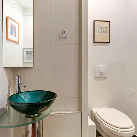 Appartamento The Seine & Pont De L'alma - 2br With Balcony - Cityapartmentstay *