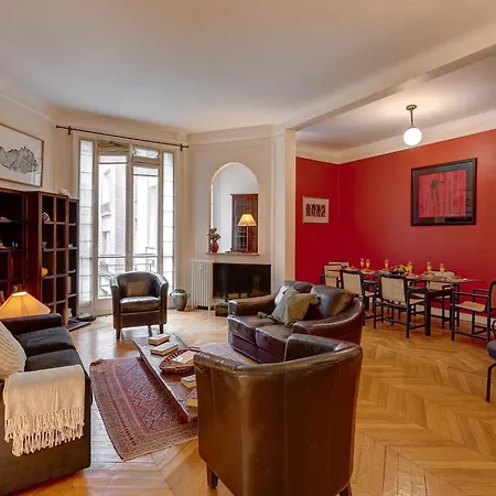 The Seine & Pont De L'alma - 2br With Balcony - Cityapartmentstay Appartamento